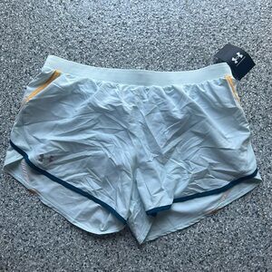 Nike fly by 2.0 short